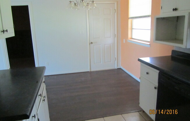 4 beds, 1 bath, $1,450