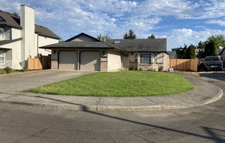 12612 NE 45 CIR