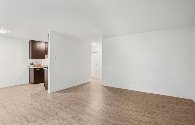 Beverly Grove Apartments