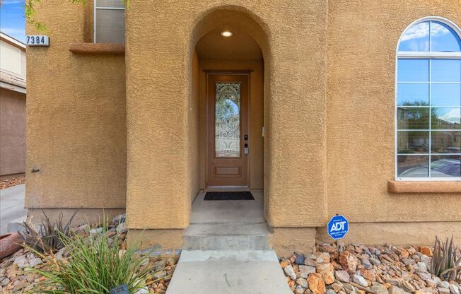 4 beds, 2.5 baths, $2,695