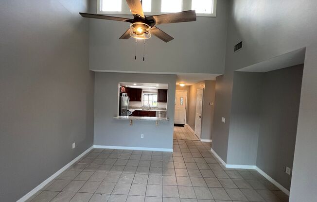 Updated & Remodeled 2/2 Townhouse in Kissimmee
