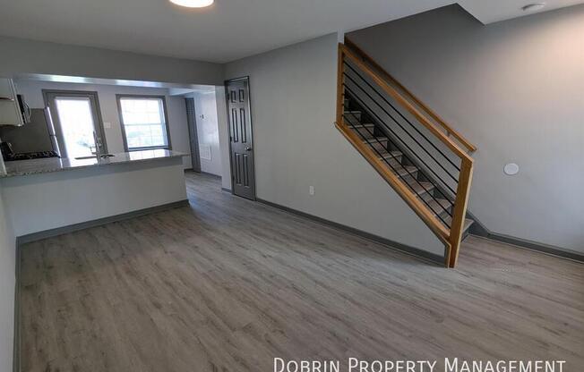 2001 Lakeview Ave