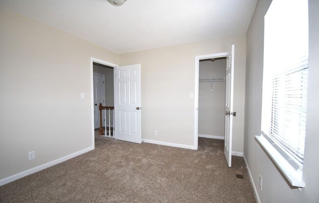 2 beds, 1.5 baths, 1,000 sqft, $995, Unit 260E