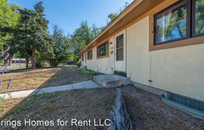 1323 Columbine Blvd
