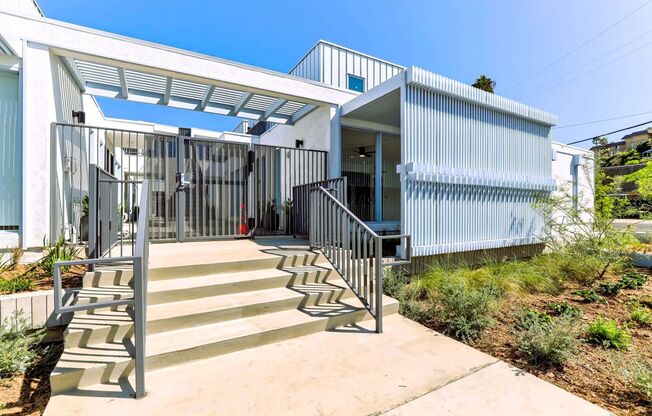 Studio, 1 bath, 473 sqft, $1,995, Unit 211