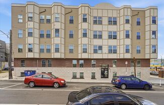 4700 Chestnut