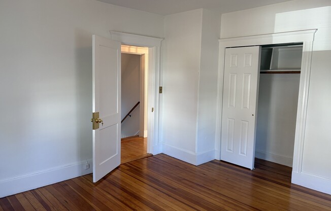 4 beds, 2 baths, 1,889 sqft, $3,800