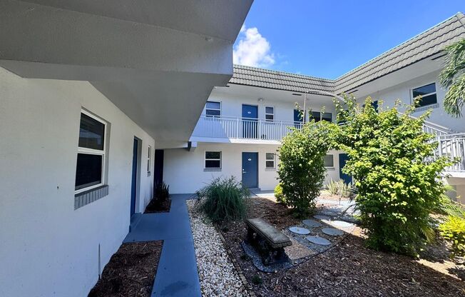 Spacious and modern 1-bedroom, 1-bathroom unit available for rent in the heart of Fort Lauderdale.