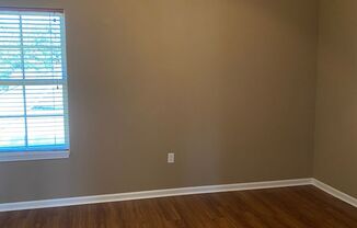 1 bed, 1 bath, 790 sqft, $950, Unit 2