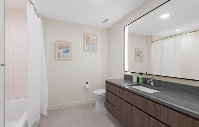 3 beds, 2 baths, 1,383 sqft, $4,650, Unit 301