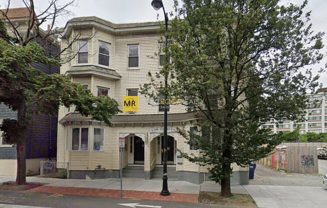 149 CAMBRIDGE ST