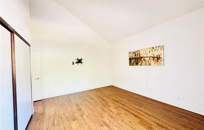 2 beds, 3 baths, 1,614 sqft, $4,000