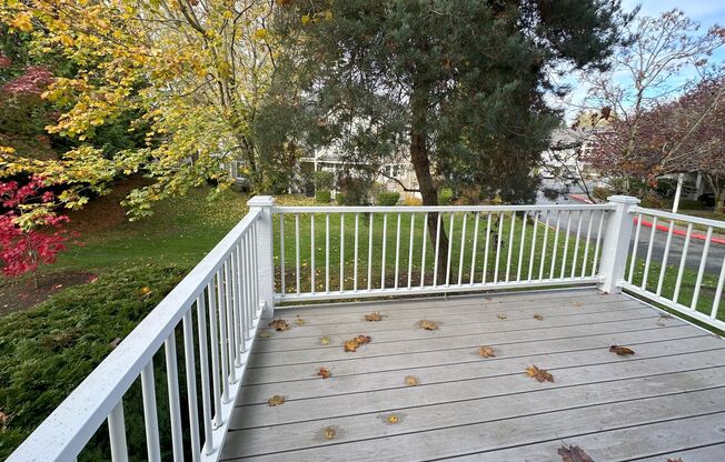 3 beds, 2.5 baths, $3,050, Unit UNIT #Q 101