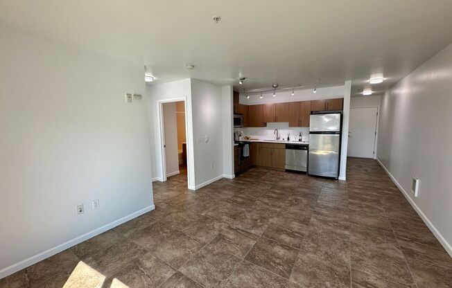 1 bed, 1 bath, 648 sqft, $1,899, Unit Unit 301