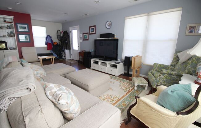 4BR/2.5B Home