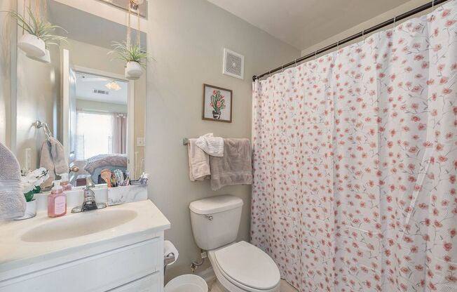 2 beds, 2 baths, $1,550, Unit # 1727