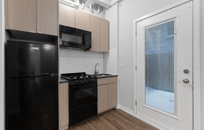 Studio, 1 bath, 172 sqft, $1,475, Unit 105