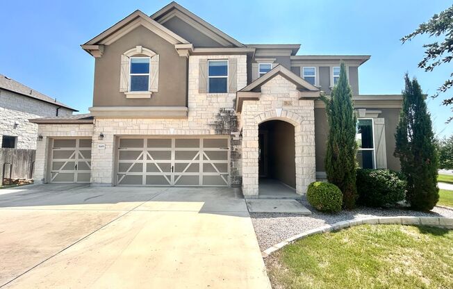 Modern 5/BR 3/BA Home with Spacious Living & Luxury Features