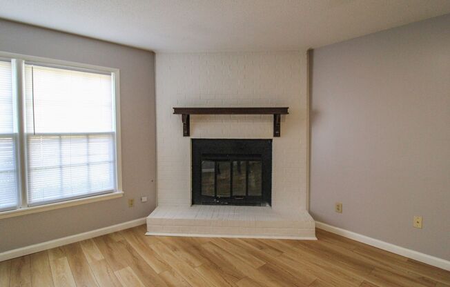 Check out this nice townhome in Decatur