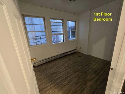 3 beds, 1 bath, 800 sqft, $3,200, Unit 1R