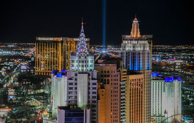 Waldorf Astoria Las Vegas- 1 bed .5 bath on the 39th floor!
