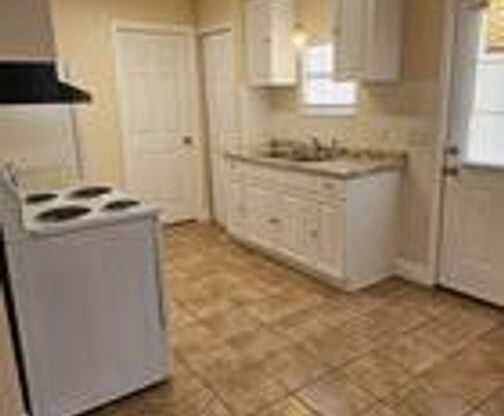 1 bed, 1 bath, $1,150