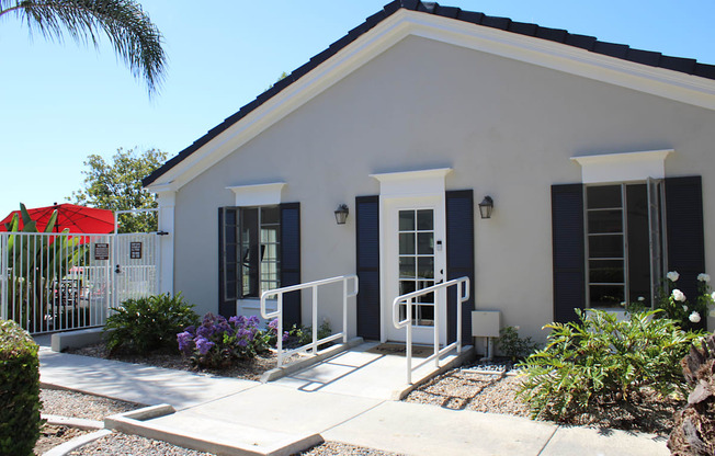 24 Hour gym entrance