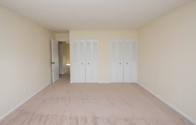 2 beds, 1 bath, 1,036 sqft, $1,995, Unit 503J