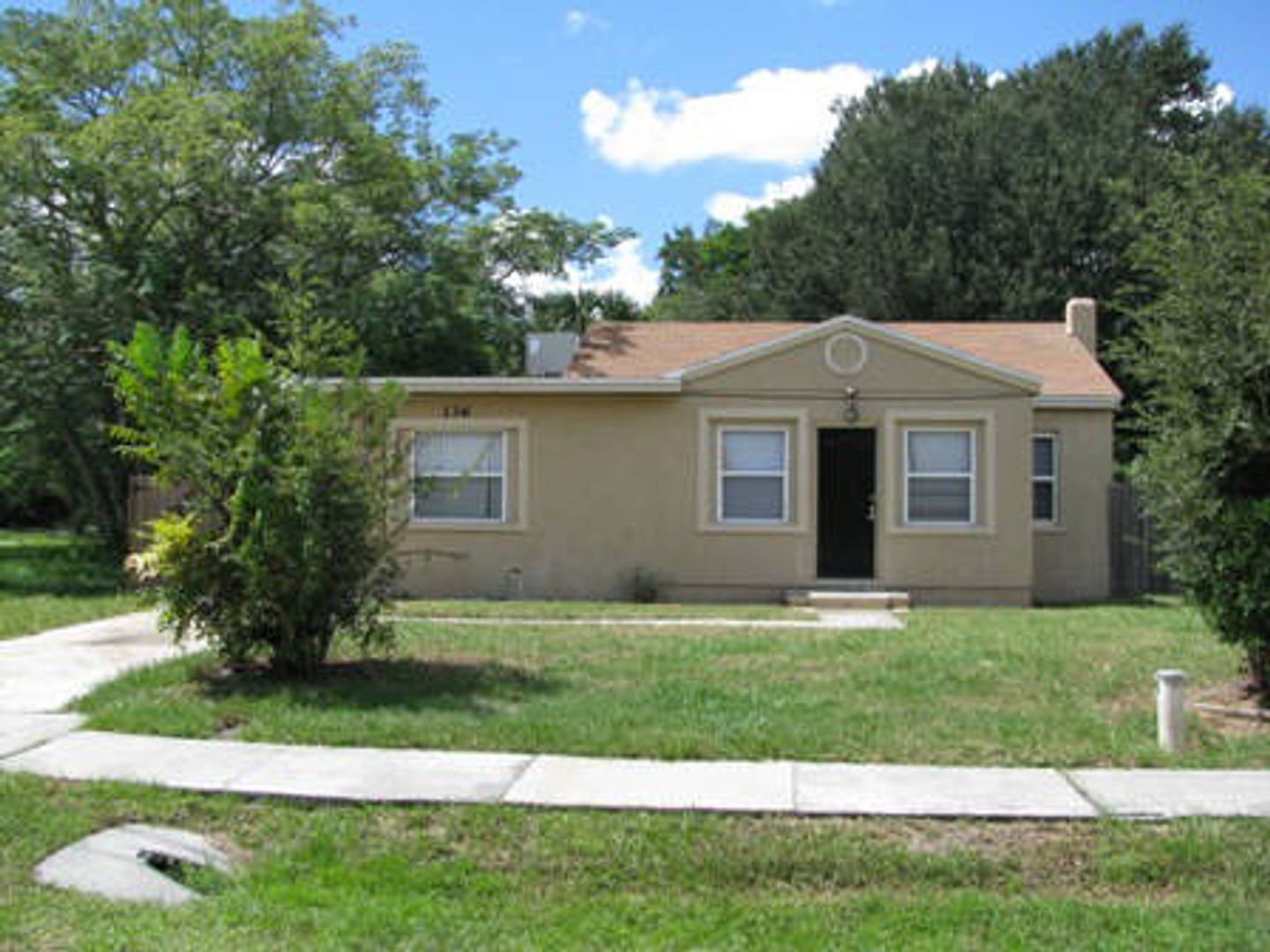 4-Bedroom Remodel with Move-In Special in Prime Orlando Location!