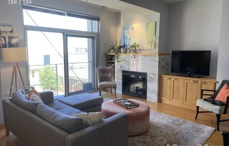 309 W Washington Ave