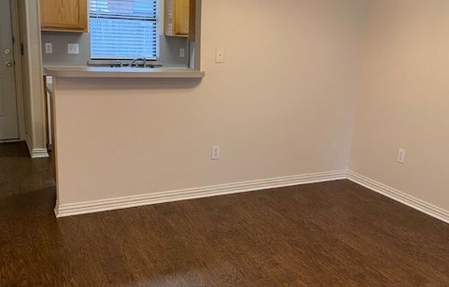 2 BEDROOM 2.5 BATH TOWNHOME