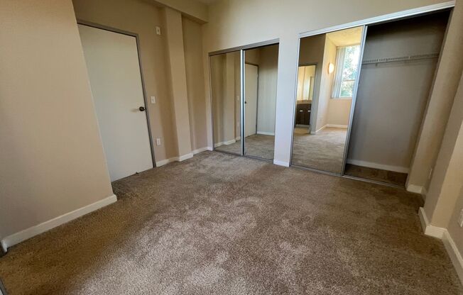 2 beds, 2 baths, 750 sqft, $2,105, Unit 352