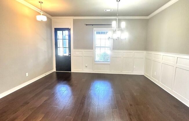 4 Bedroom/ 3 Bathroom Home for Rent in Bentonville, AR.