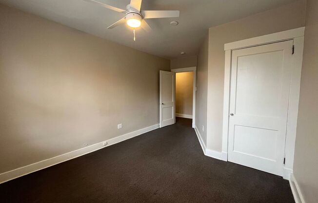 2 beds, 1 bath, $1,350, Unit 600 2nd Floor