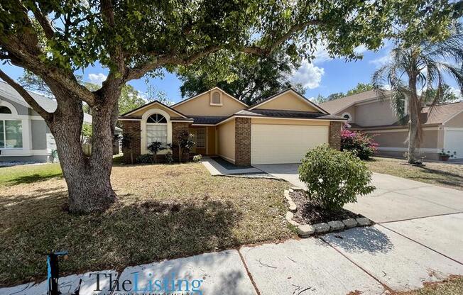 853 HEATHER GLN CIR