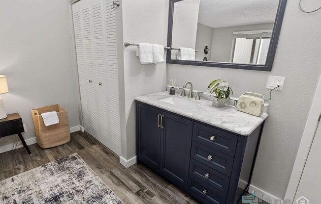 1 bed, 1 bath, 160 sqft, $795, Unit 2130 - 4D