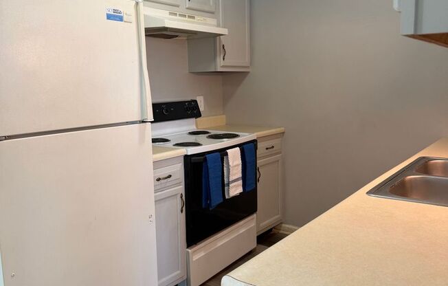 1 bed, 1 bath, 630 sqft, $745, Unit L81