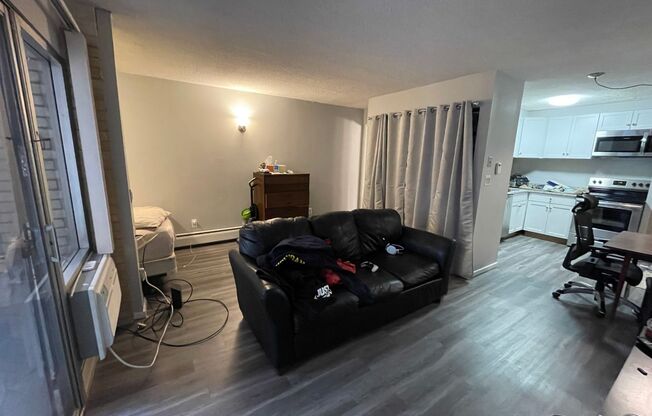 Studio, 1 bath, 514 sqft, $1,550, Unit 02