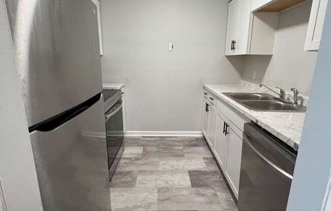 2 beds, 1 bath, $1,149, Unit Unit C