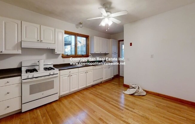 2 beds, 1 bath, 900 sqft, $2,500, Unit 1