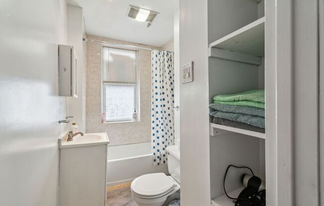 1 bed, 1 bath, 550 sqft, $1,500, Unit 3412- B21