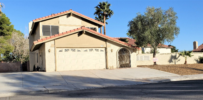 7450 TRUDY LN