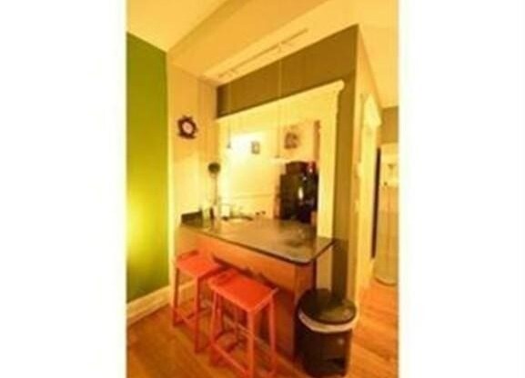 Studio, 1 bath, 305 sqft, $2,450, Unit 404