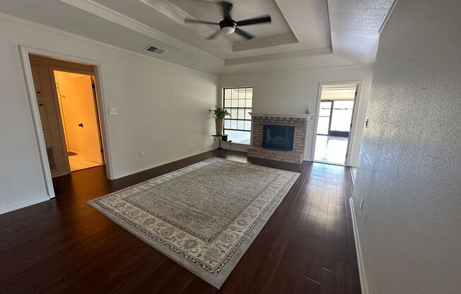 Beautiful South Bossier Home with Sunroom!