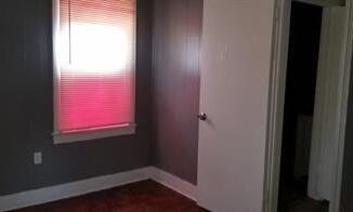 443 S Main St