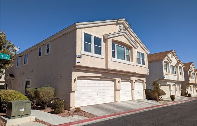 8840 ROPING RODEO AVE