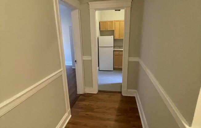 1 bed, 1 bath, $2,800, Unit 8