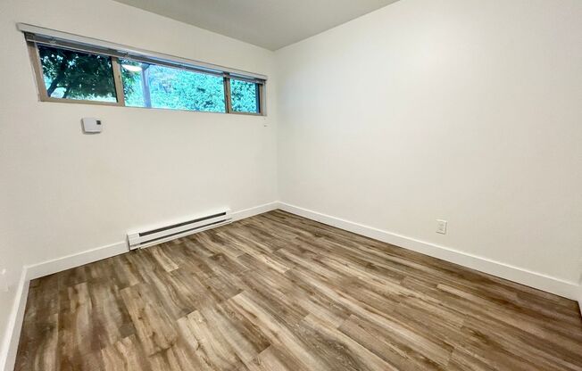 2 beds, 1 bath, 600 sqft, $2,095, Unit 203