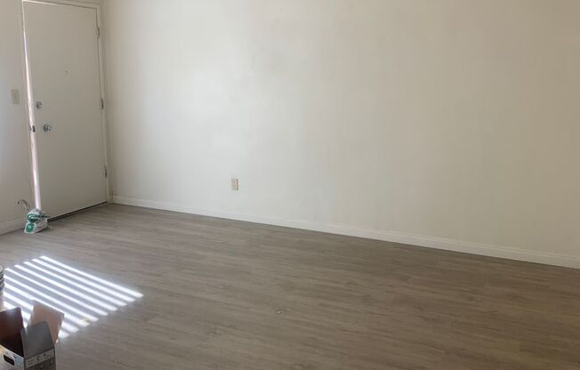 1 bed, 1 bath, $1,650, Unit 02