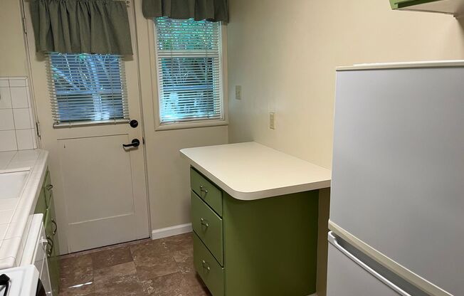 1 bed, 1 bath, 515 sqft, $2,800, Unit #7